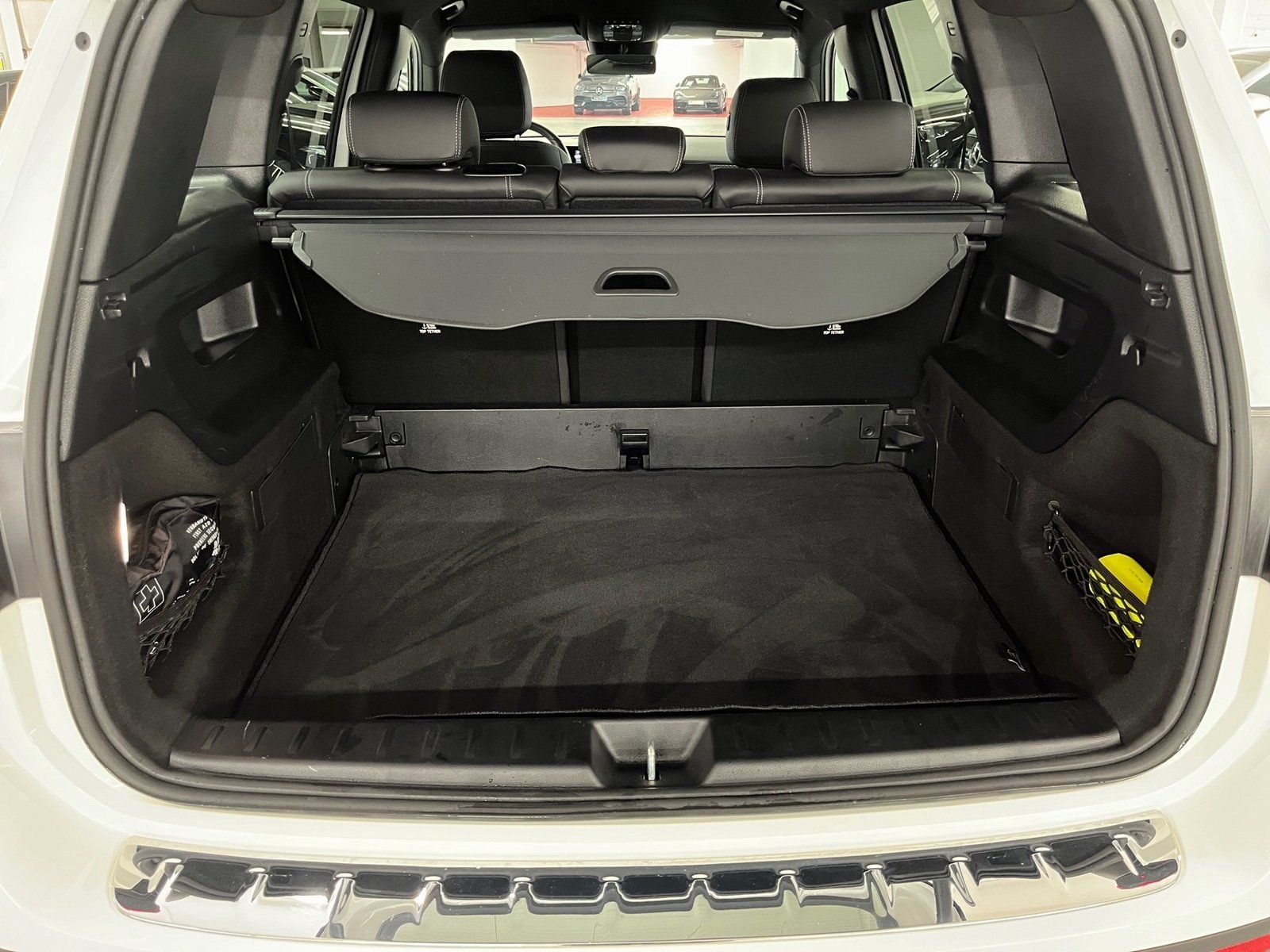 Fahrzeugabbildung Mercedes-Benz GLB 200 Progressive*AHK*Distro*360°*Totwi*MBeam*