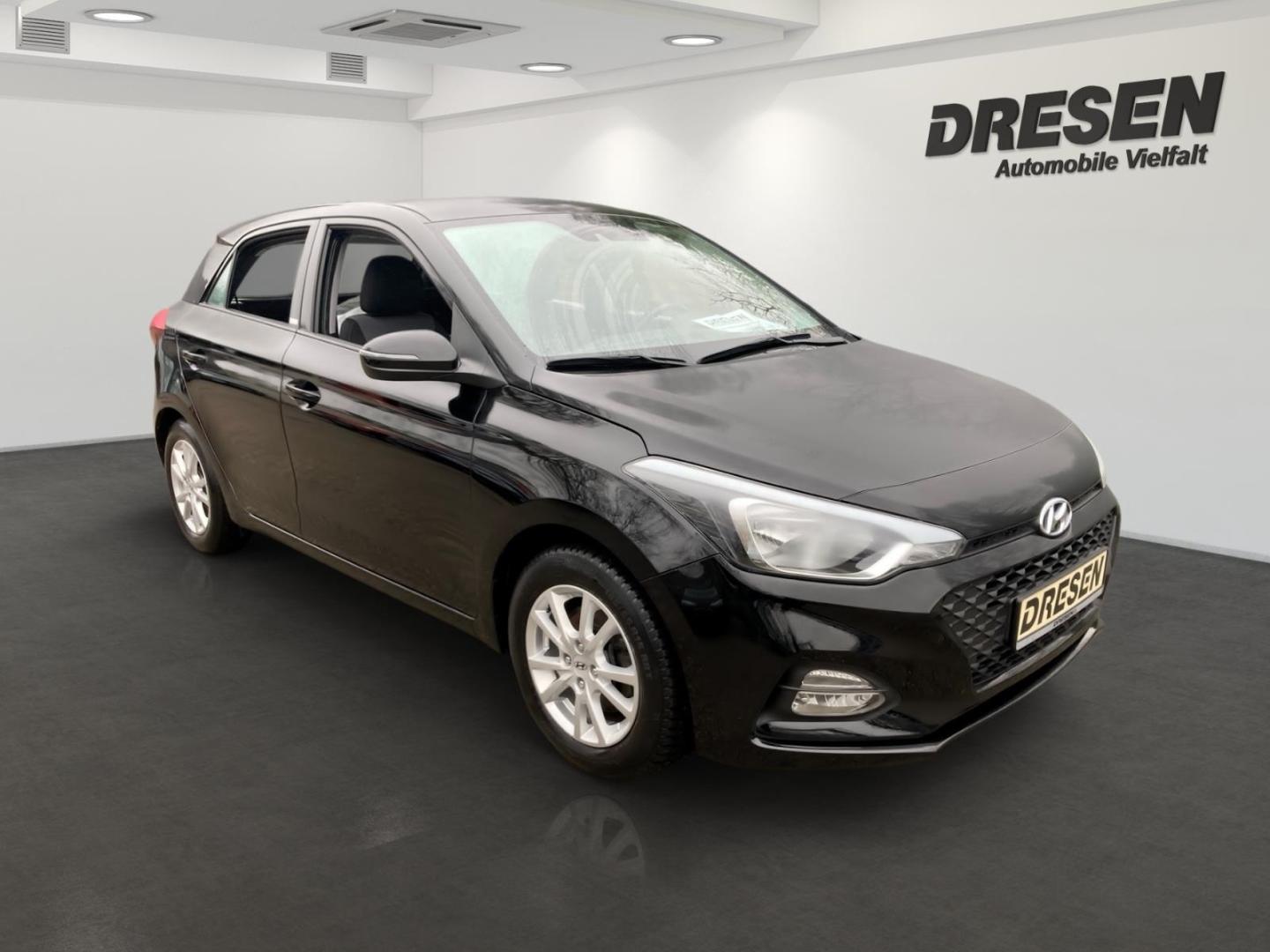 Hyundai i20 Trend ''Navigation+Sitzheizung+Blue Tooth uv