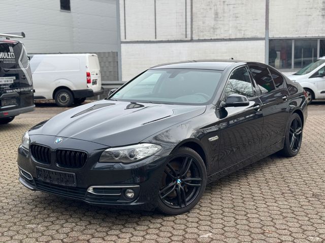 BMW 528 iA Luxury  LCi