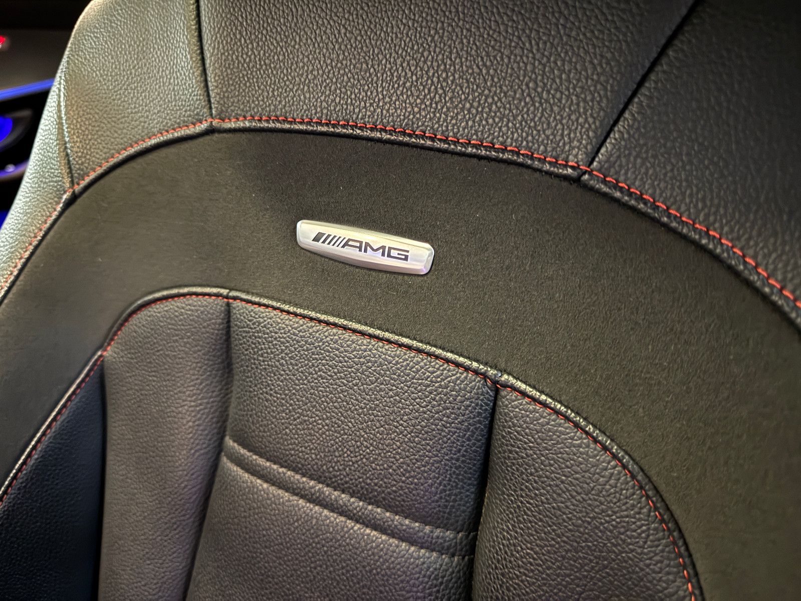 Fahrzeugabbildung Mercedes-Benz E 53 AMG 4Matic+ MBUX MEMORY AIRMATIC SD 360 DIS