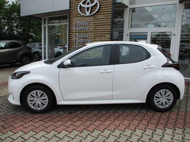 Fahrzeugabbildung Toyota Yaris Hybrid Business Edition