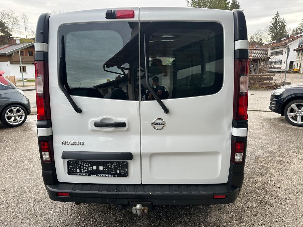 Nissan NV300