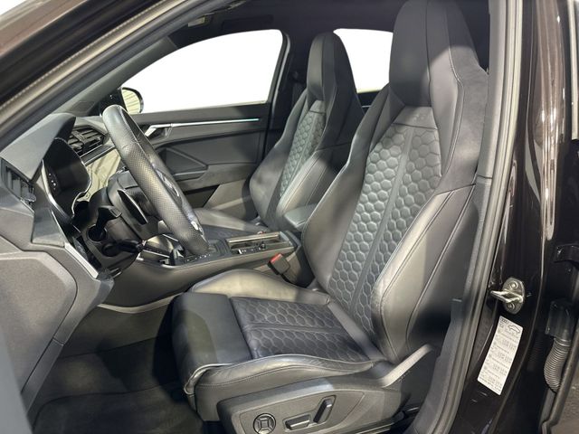 RSQ3 2.5 TFSI QUATT 280K/MH MATRIX+AHK+PANO+VCP