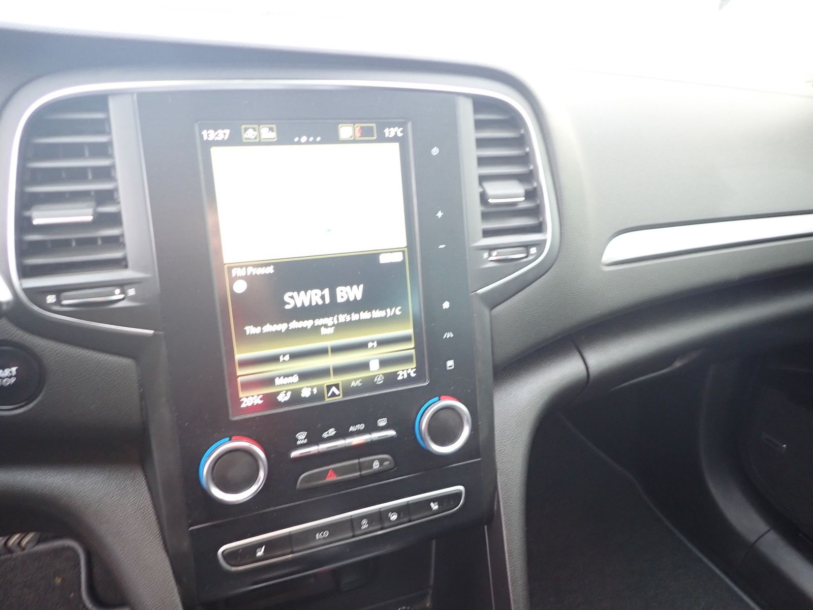 Fahrzeugabbildung Renault Megane IV Grandtour BOSE-Edition dCi 150 EDC