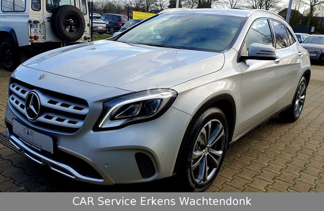 Mercedes-Benz GLA 180 GLA -Klasse GLA 180 Navi LED Performance