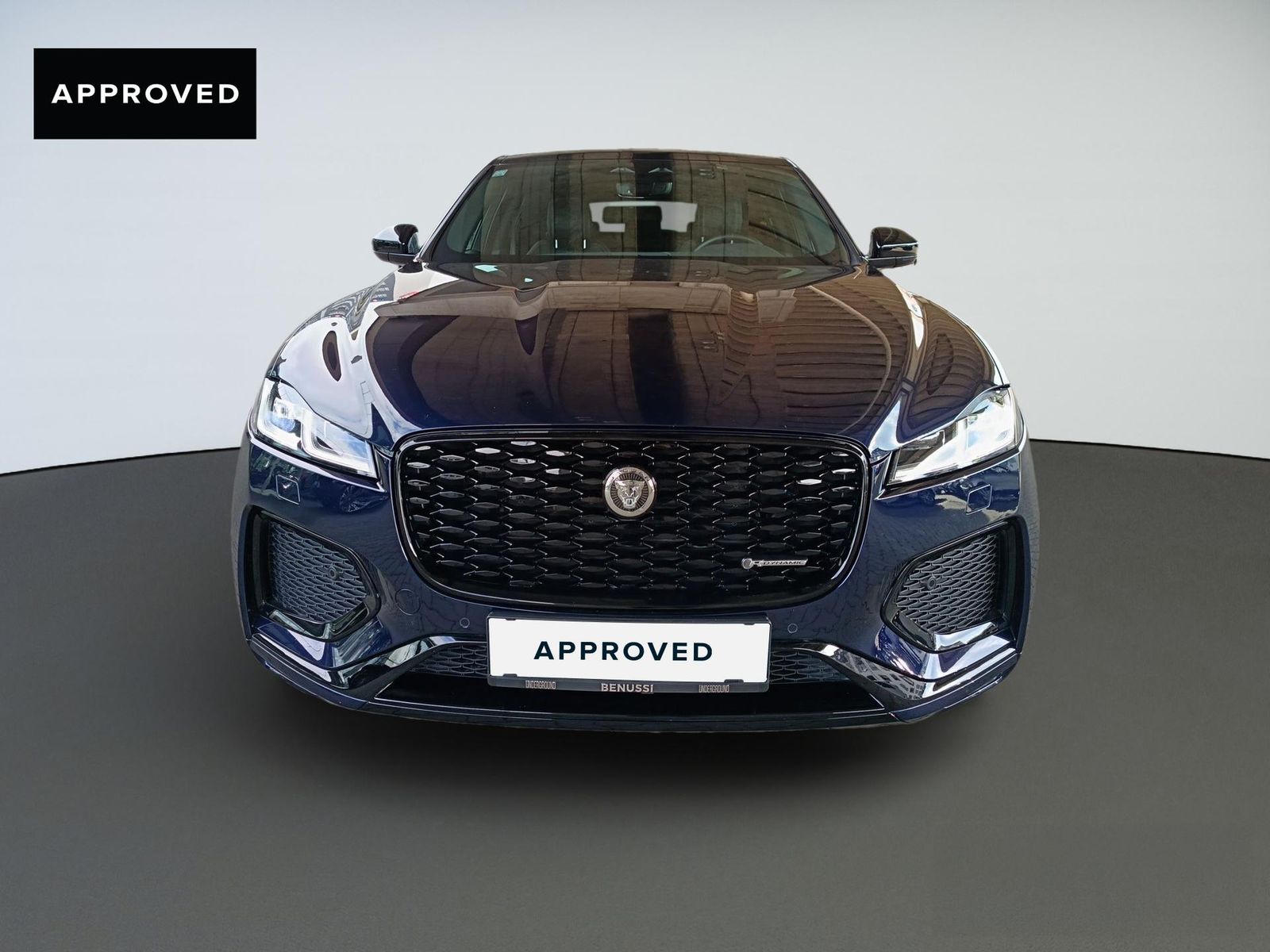 Jaguar R-DYNM SE 2.0 204HP A8 MHEV imagem 3