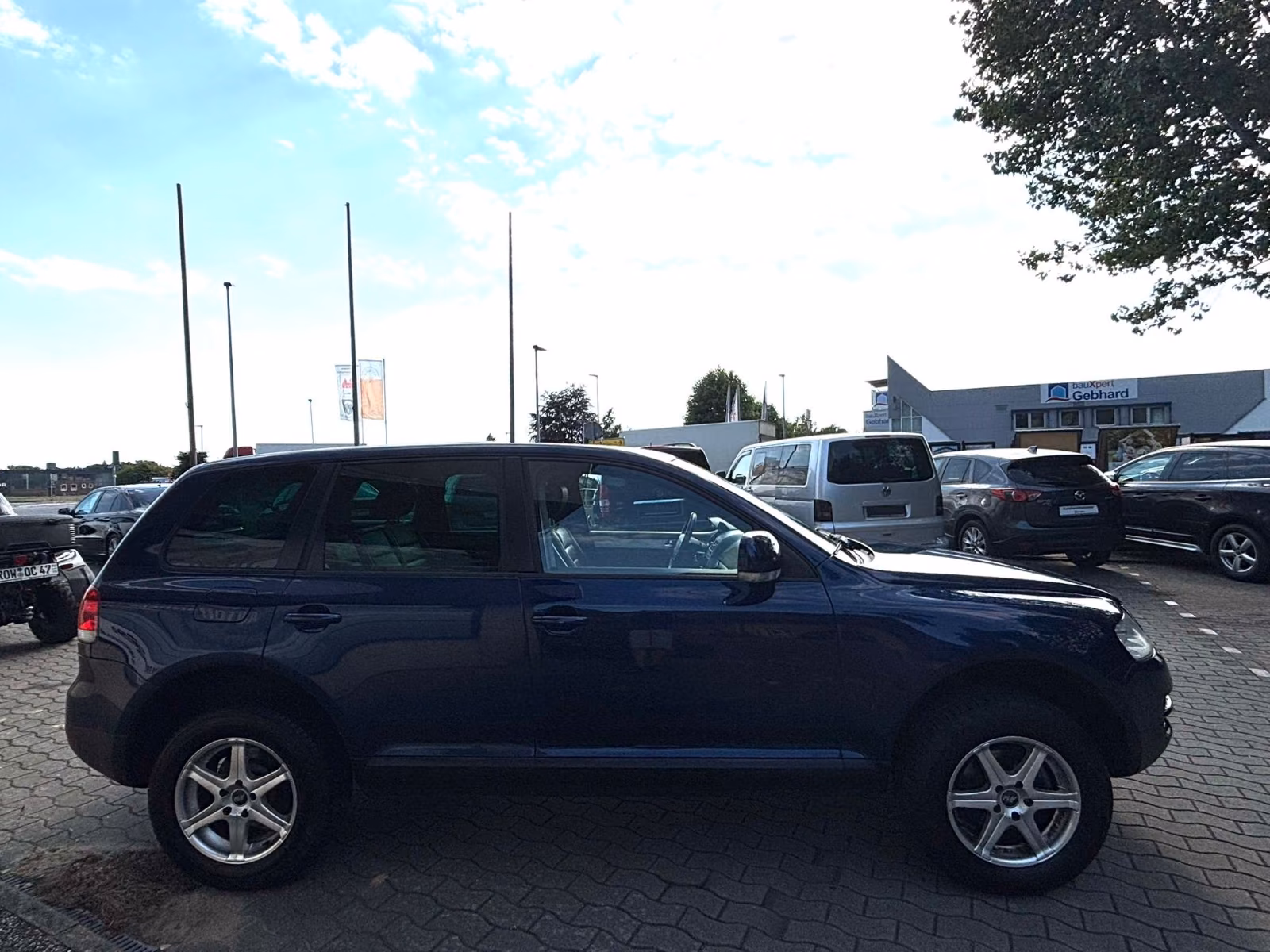 Volkswagen Touareg 2004 — engine 2.460 cm³, 174 HP (128kW)