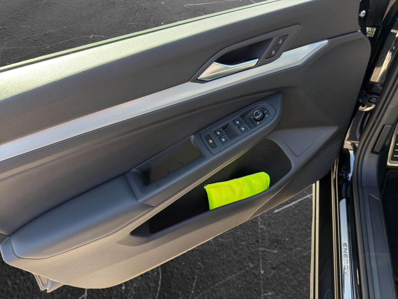 Volkswagen Golf 1.5 eTSI DSG Energy Navi LED Kamera PDC LM, миниатюра 7