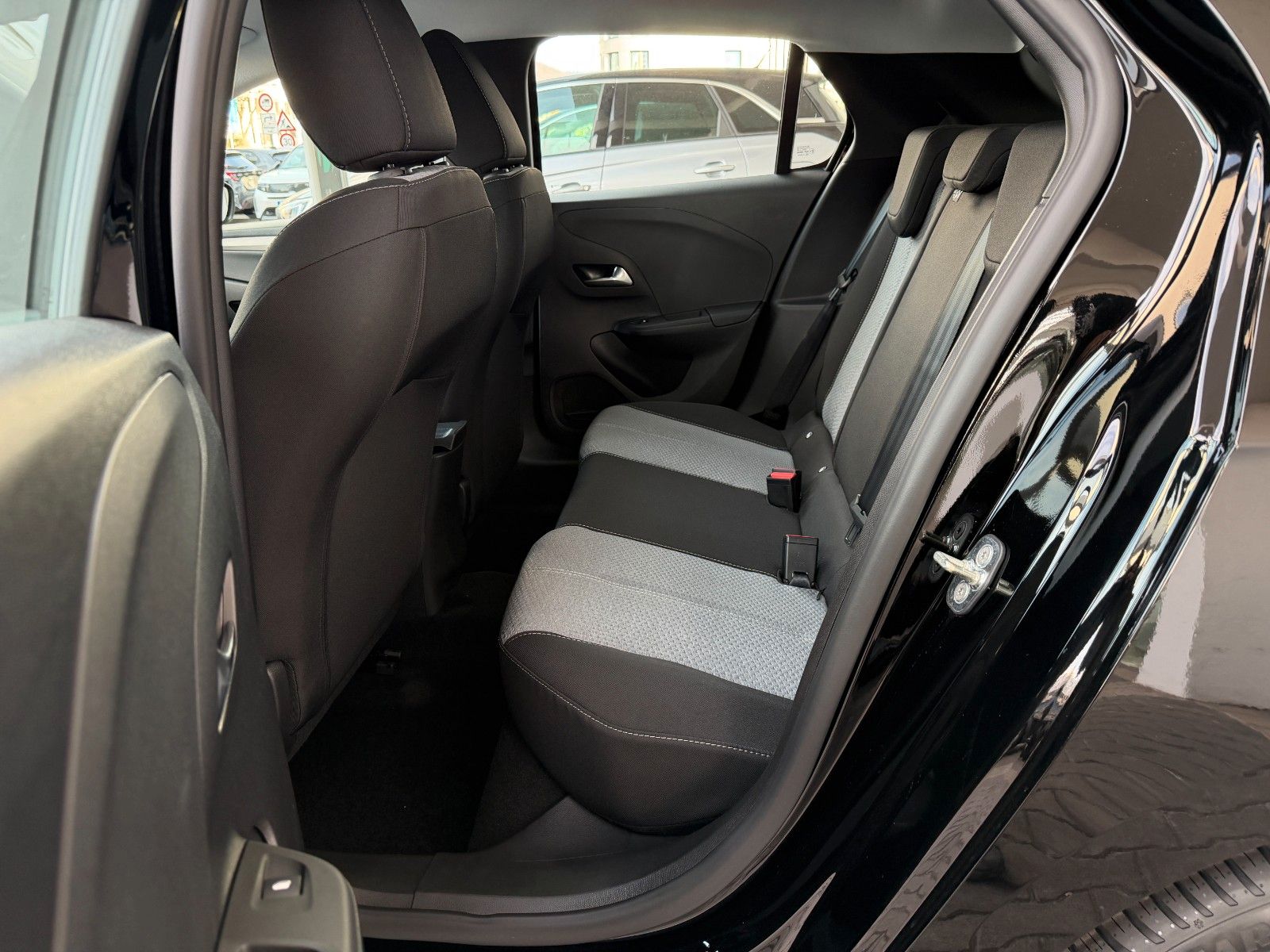 Fahrzeugabbildung Opel Corsa F Edition 110PS Hybrid Automatik/LED!