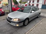 Toyota Avensis 1.8 terra*Automatic*Klima*HU Neu*1 Hand* - gebrauchte Toyota Avensis aus dem Jahr 2001