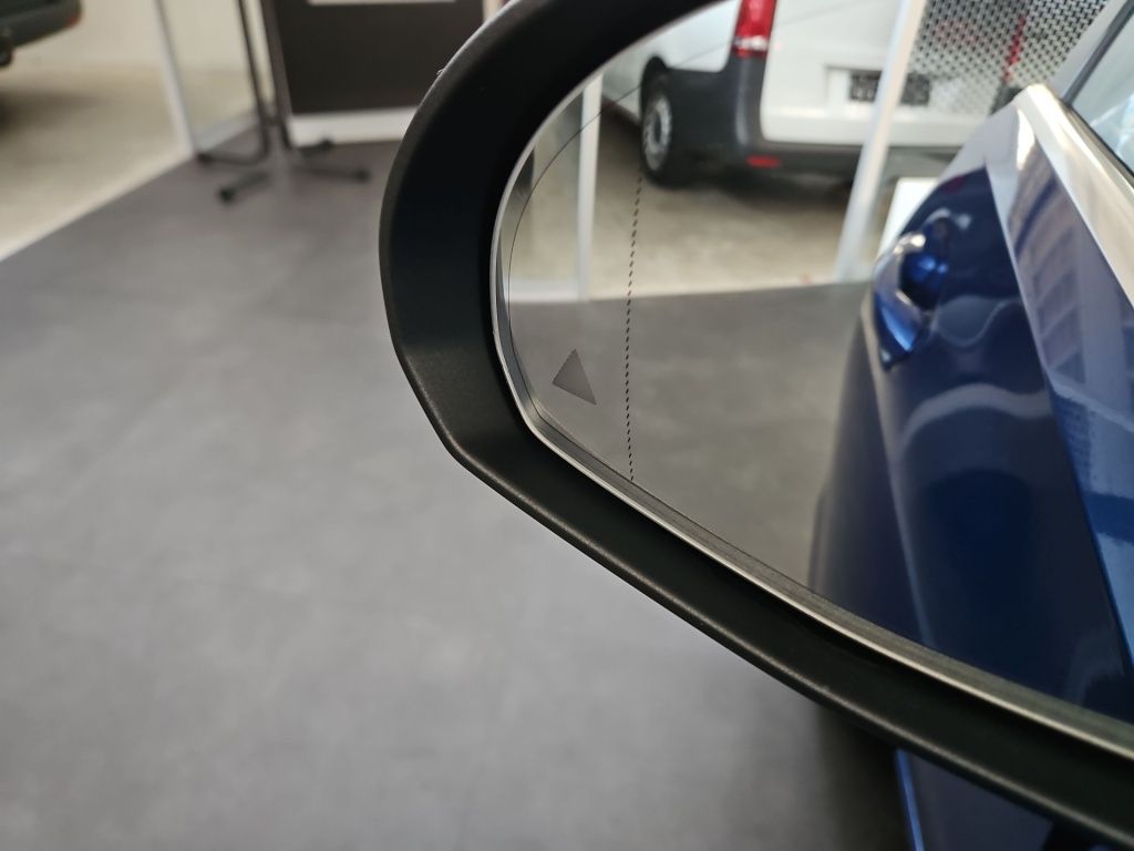 Fahrzeugabbildung Mercedes-Benz C 300 e Avantg. AHK Distro.+ Pano Sitzklima 360°