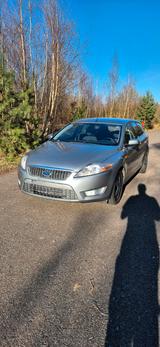Ford Mondeo - Ford Mondeo aus 2009: Kombi