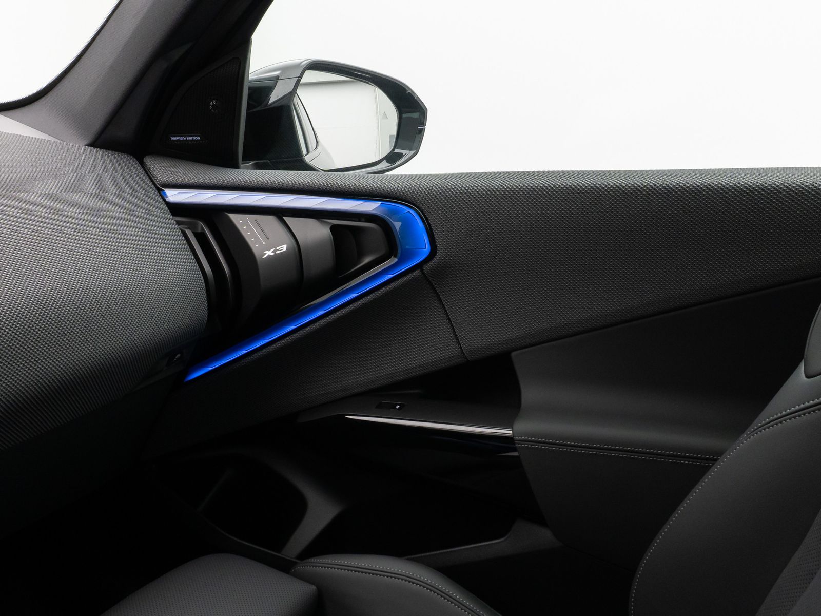 Fahrzeugabbildung BMW X3 M50 Panorama 360°HUD DAB H/K Komfort Alarm