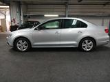 Volkswagen Jetta VI Match LEDER NAVI SHZ KLIMAAUTOM - Volkswagen Jetta: Match