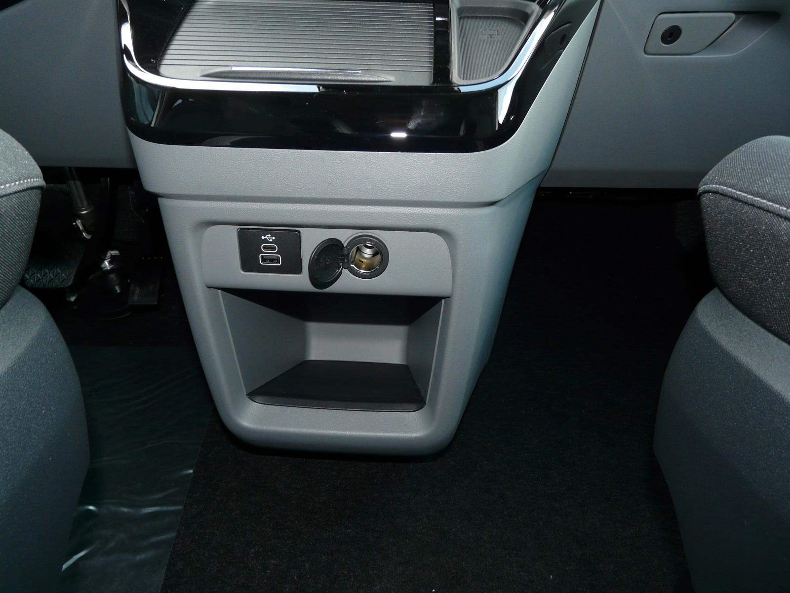 Ford Transit Custom Kombi 340 L1 PHEV Limited
