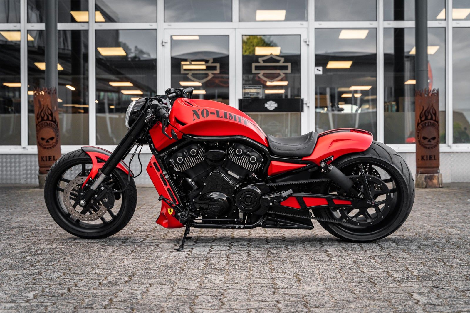 Fahrzeugabbildung Harley-Davidson VRSCDX Night Rod Special - NLC 300er UMBAU -