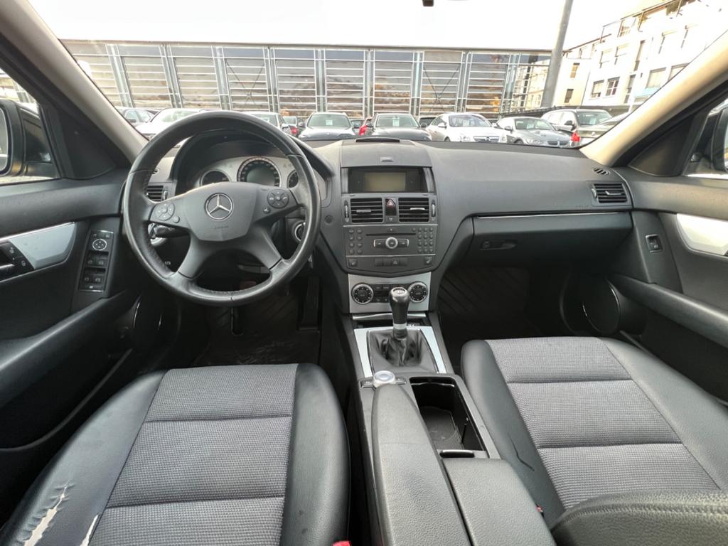 Mercedes-Benz C 180