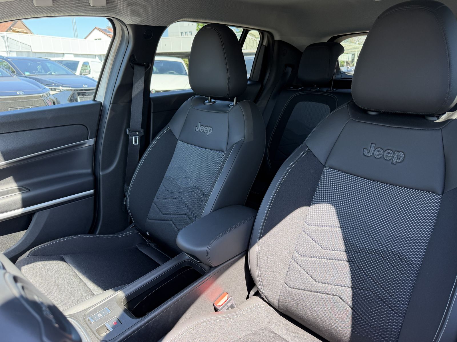Jeep Avenger Altitude Electric I Kamera I LED imagem 2