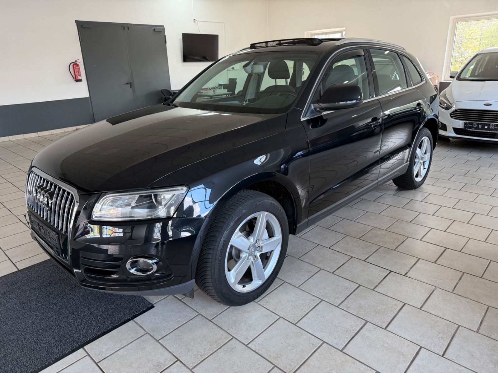 Audi Q5 - 1