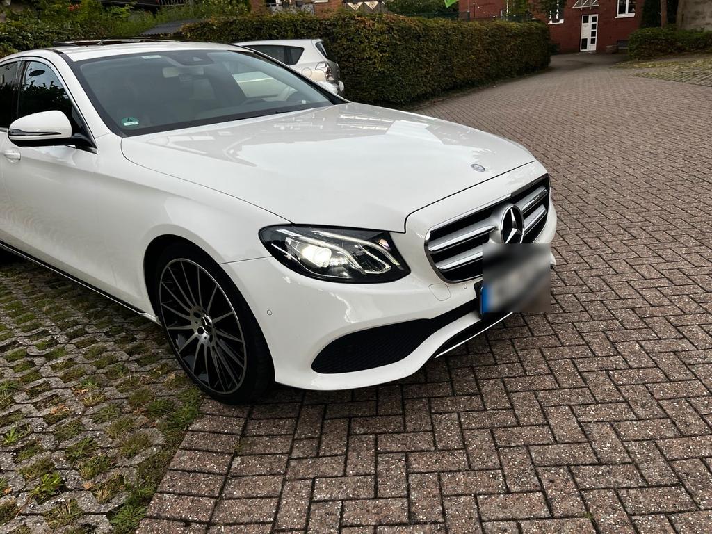 Mercedes-Benz E 200