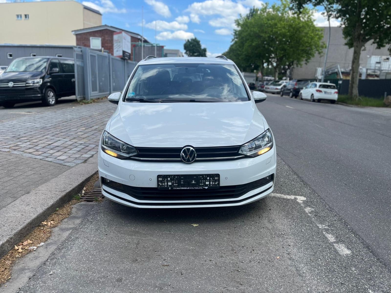 Volkswagen Touran 2.0 TDI SCR DSG*7 Sitzer*