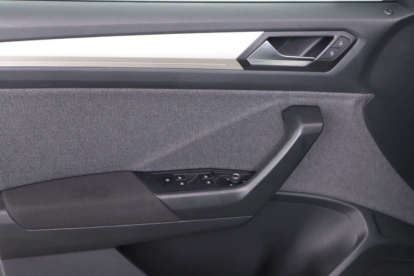 Volkswagen T-Roc - Bild 12