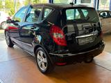Mercedes-Benz A 160/73 Tkm/MFL/SHZ/HillAss/NAV/TSGS/AHK - gebrauchte Mercedes-Benz A-Klasse aus dem Jahr 2012