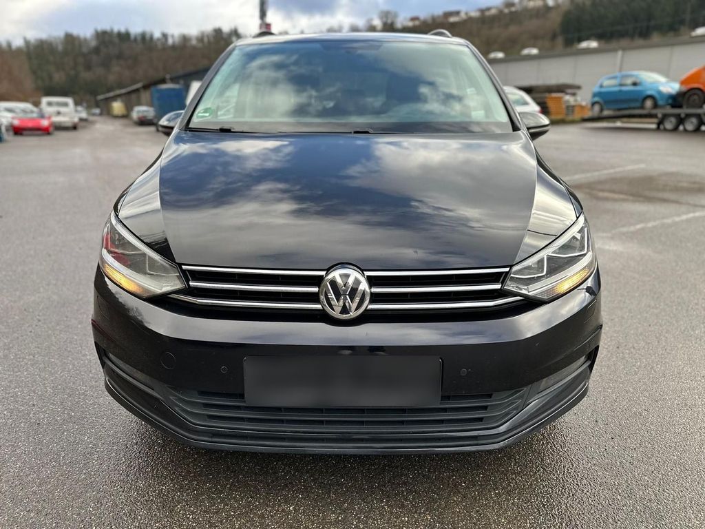Image of Volkswagen Touran