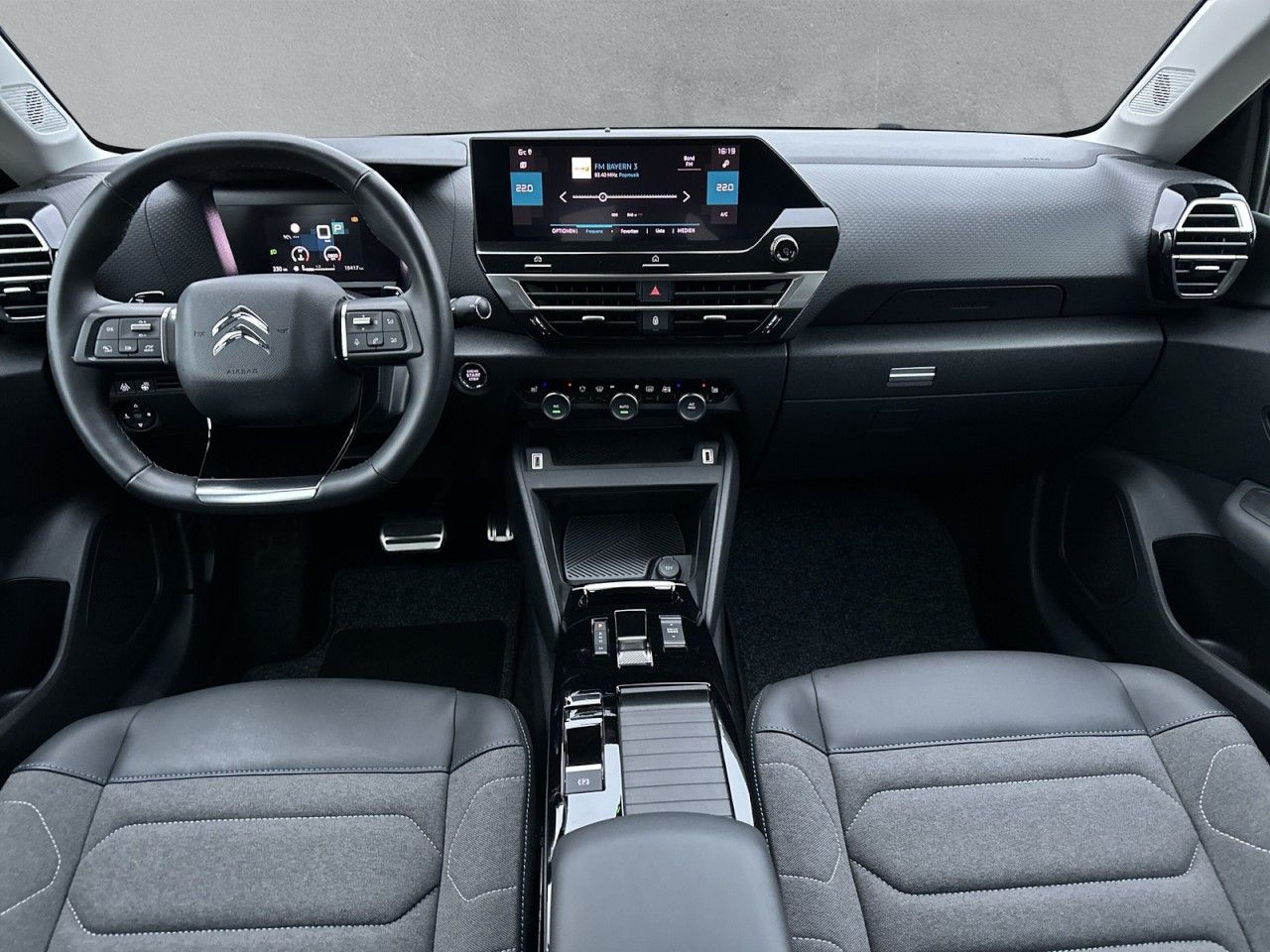 Fahrzeugabbildung Citroën C4 PureTech 130 S&S EAT8 C-Series