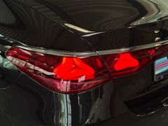 MERCEDES-BENZ E 220 - Ansicht 17