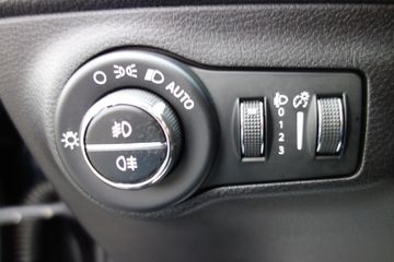 Bild 12 Jeep Compass Longitude 4WD