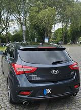 Hyundai i30 1.6 T GDI Turbo *Navi* *Panorama* - gebrauchte Hyundai i30 aus dem Jahr 2016