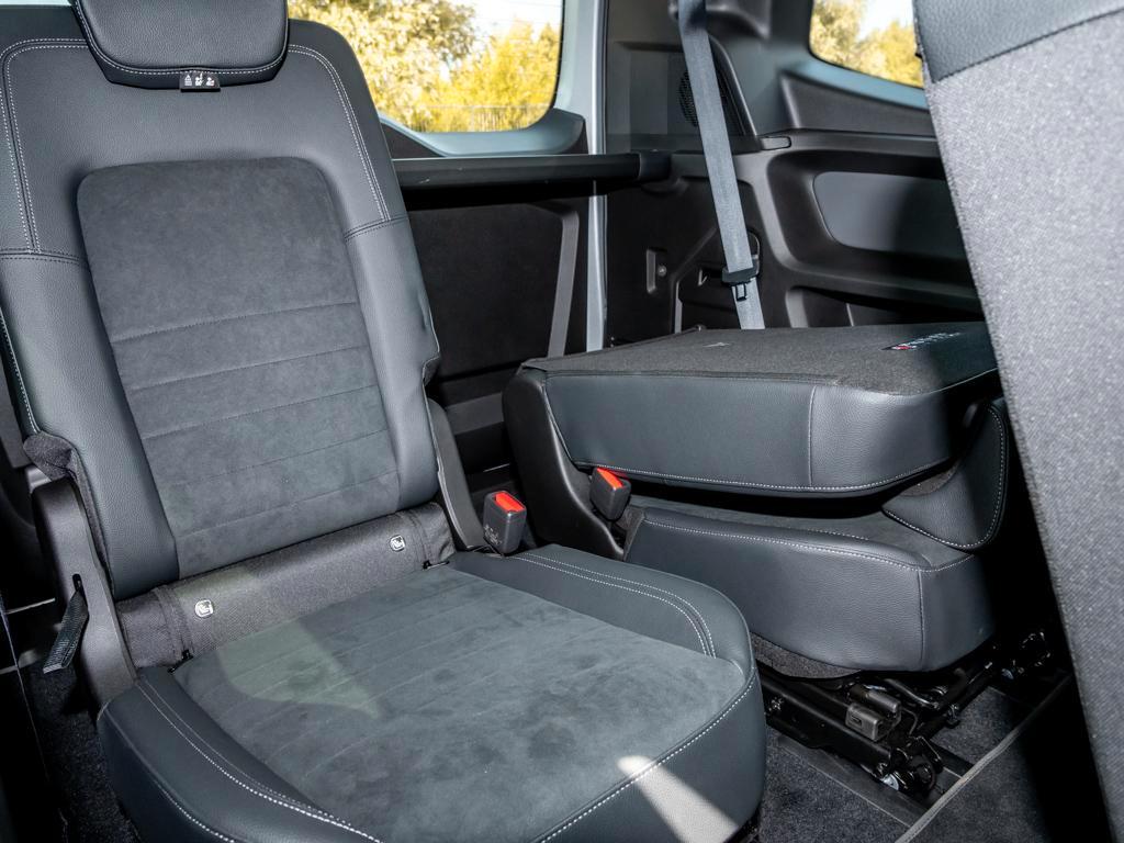 Mercedes-Benz T 180 PROGRESSIVE AHK KAMERA MBUX KLIMA 7 SITZE