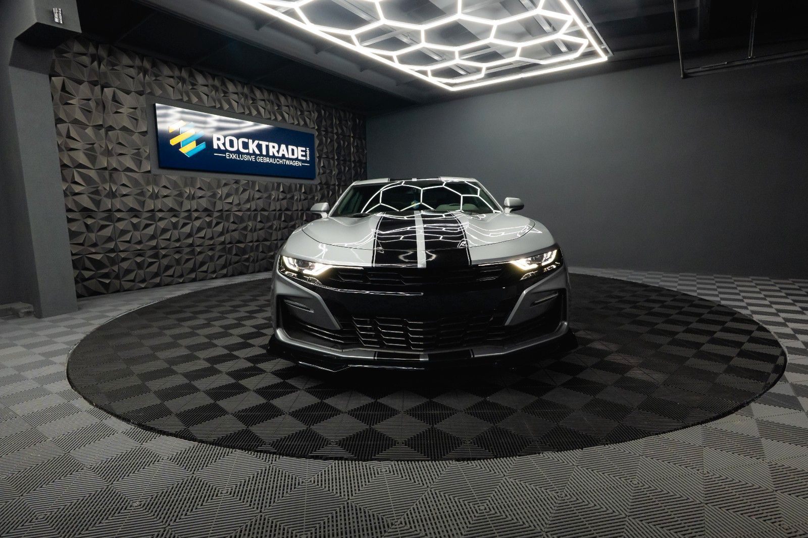 Fahrzeugabbildung Chevrolet Camaro 2.0 Turbo Coupe LT Package *CarPlay*19%