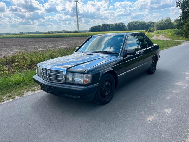 Mercedes-Benz W201 190E Sportline mit H-Zu...