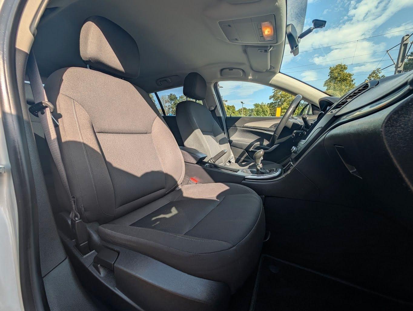 Opel Insignia ST Edition NAVI. PDC. BT. KLIMA