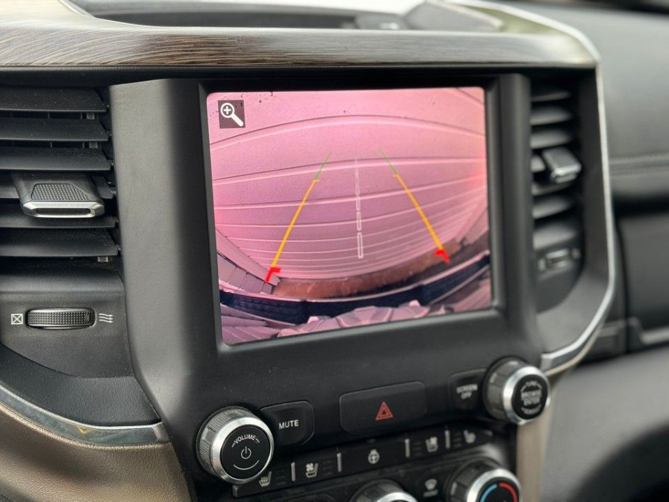 Fahrzeugabbildung Dodge RAM1500 CrewCab Laramie 5.7 HEMI GEN5 4x4