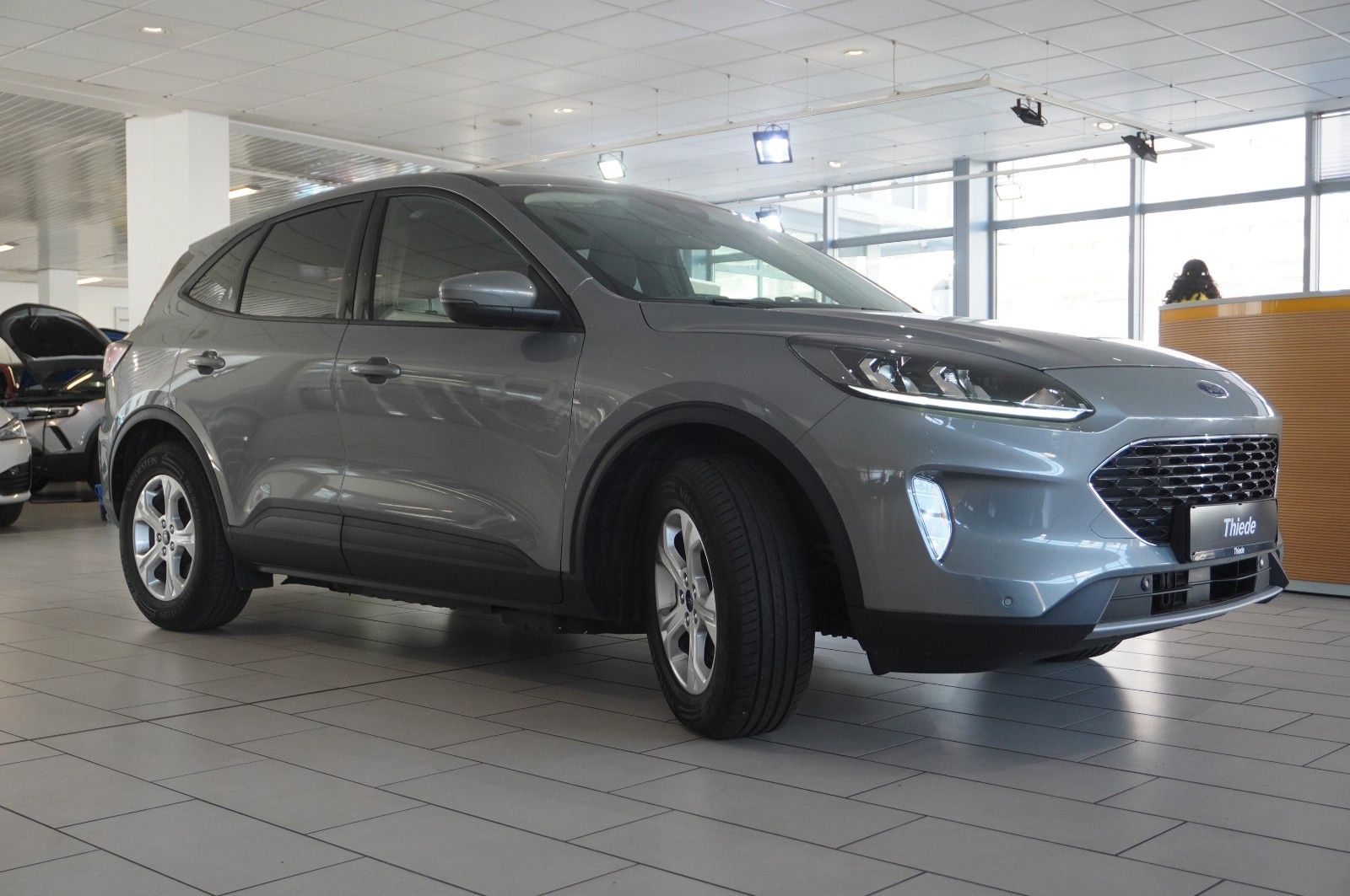 Fahrzeugabbildung Ford Kuga 2.5 HYBRID COOL & CON. NAVI/LED/SPORT/DAB+