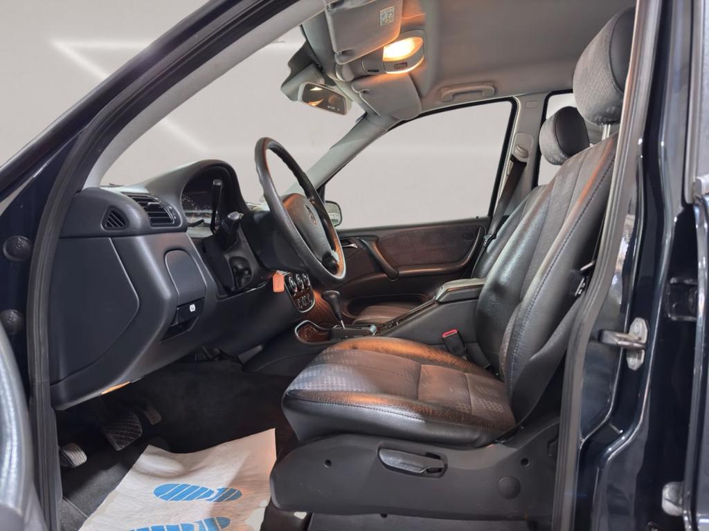 Mercedes-Benz ML 270