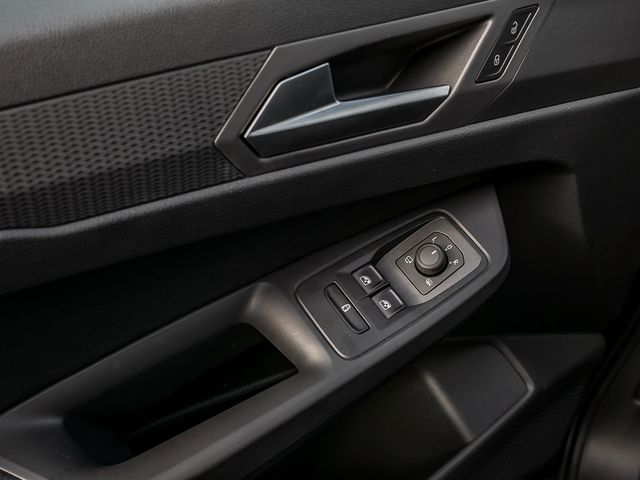 Ford Tourneo Connect 2.0 Titanium Stauassistent Navi