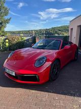 Porsche 992 Carrera 4S Cabriolet mit Porsche Approved - Porsche 992 von privat
