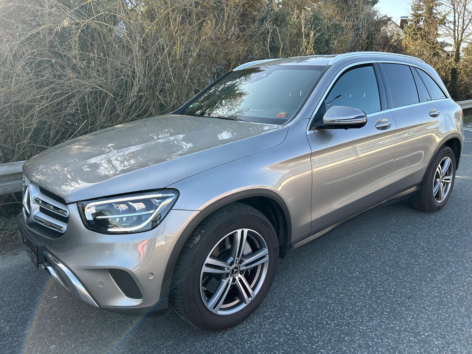 Mercedes-Benz GLC 220  d 4Matic AMG 360 Kamera