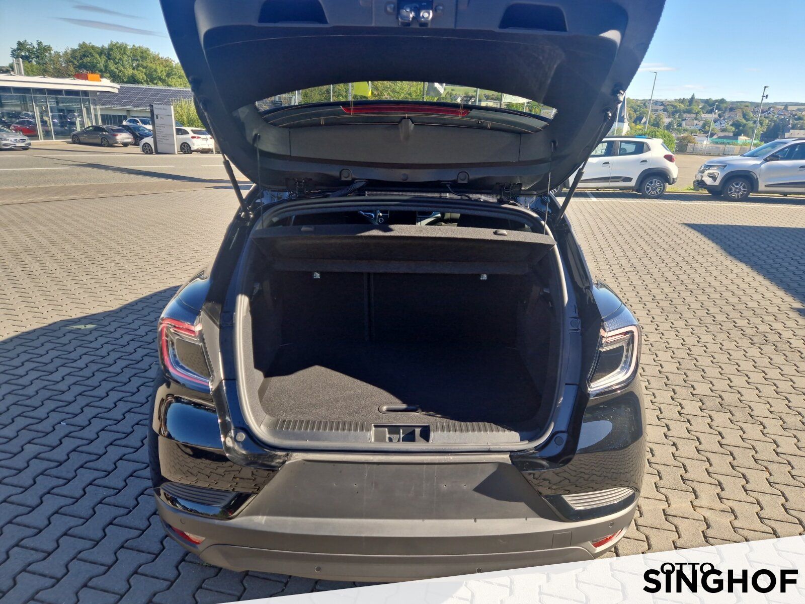 Fahrzeugabbildung Renault Captur Techno TCe 90