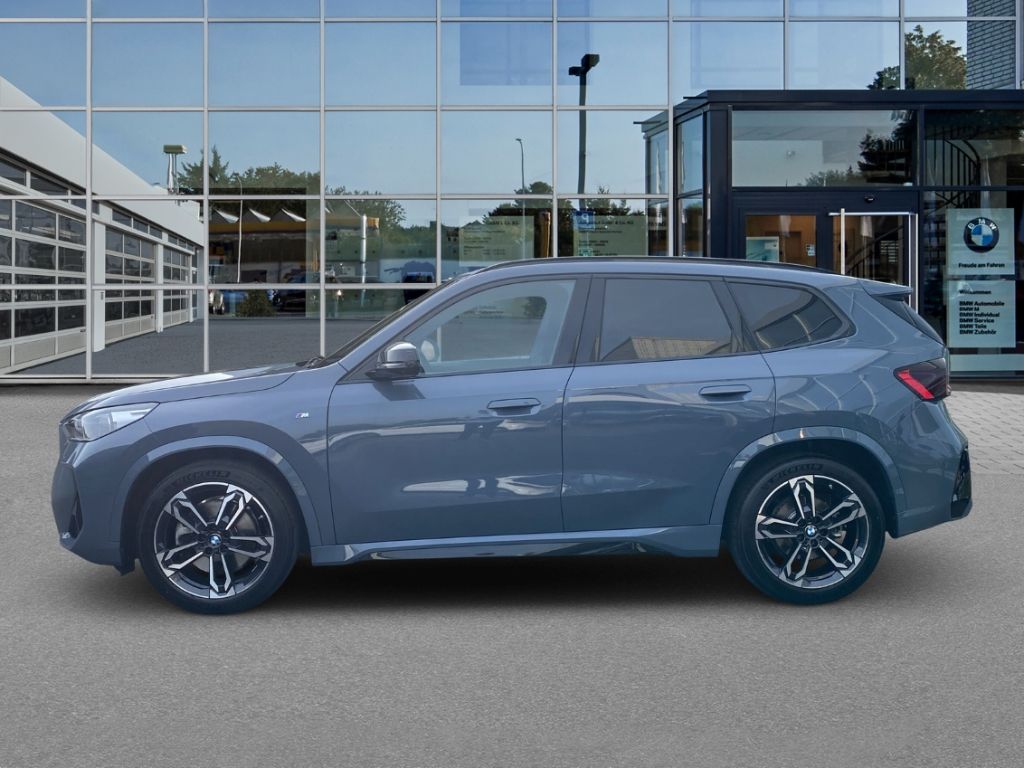 BMW X1 xDrive23i Pano HarmanKardon Sitzhg. LED.Schei foto 2