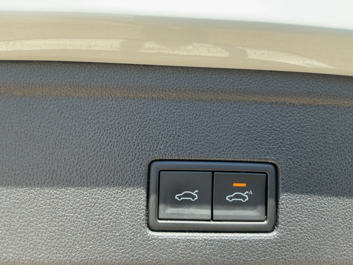 Volkswagen Touareg - Bild 15