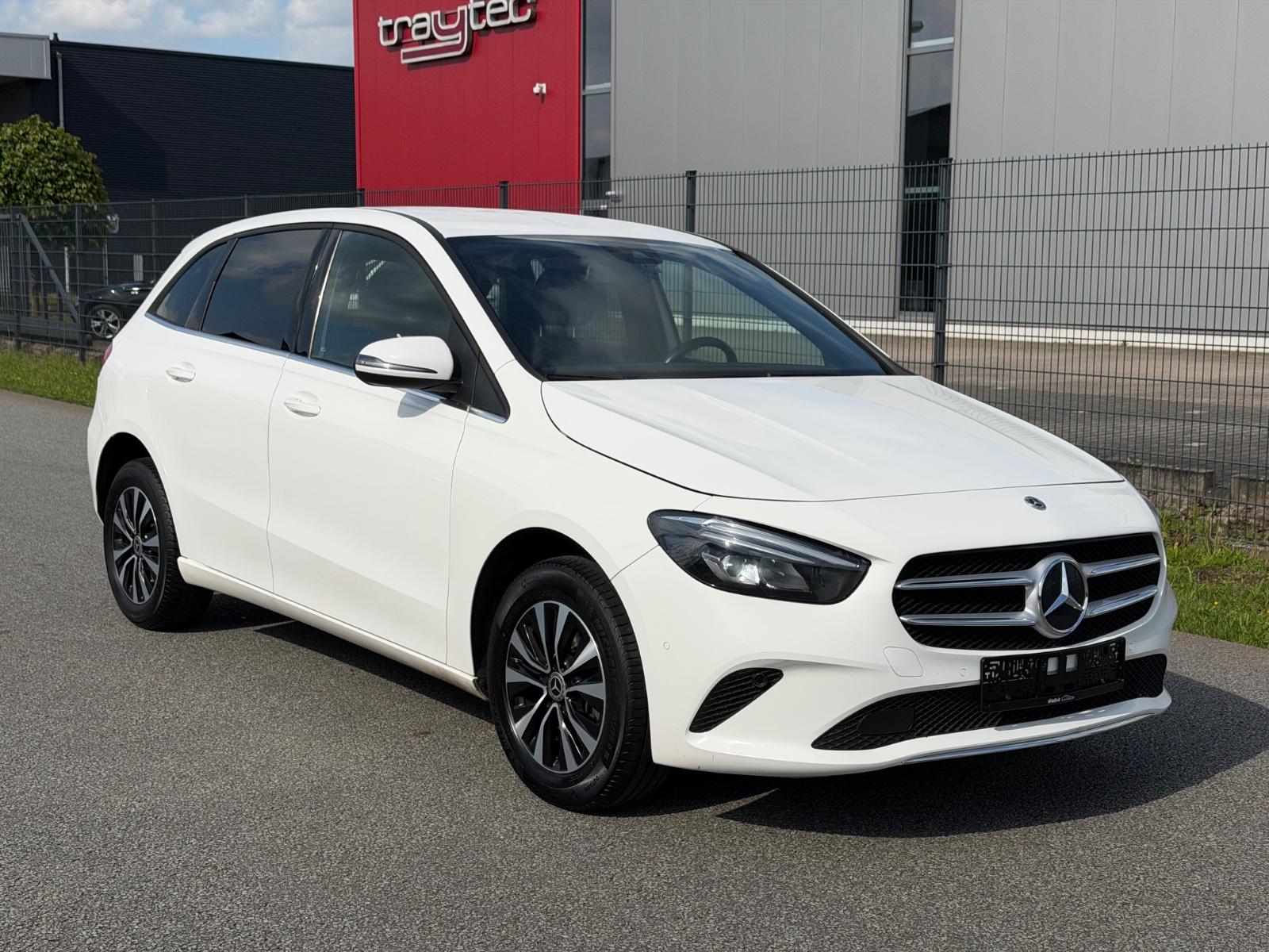 Mercedes-Benz B200d Automatik Performance Widescreen Leder