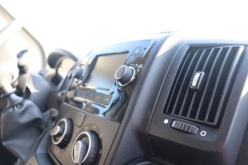 Fotografie des Opel Movano 2.2 D L3H2 Edition