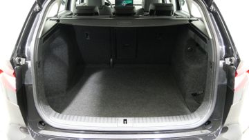 Skoda Enyaq 50 Loft PDC LED SHZ