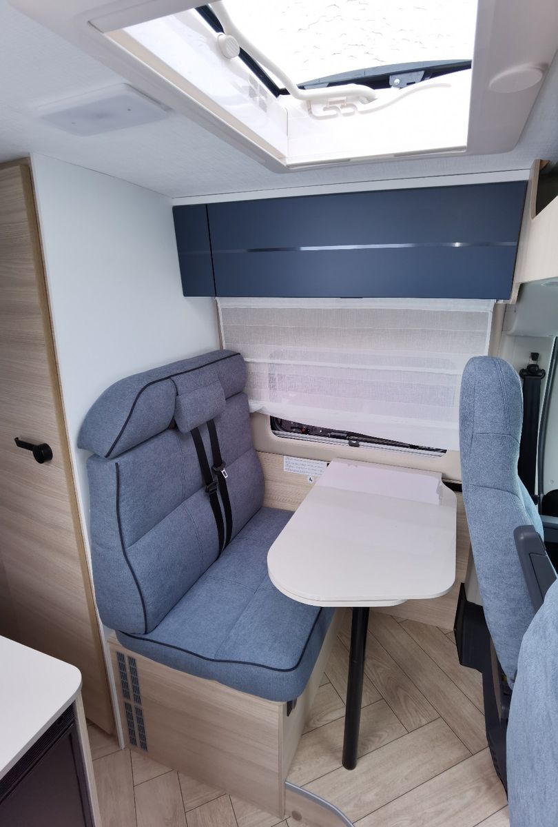 Fahrzeugabbildung Challenger V114 Break Edition Light