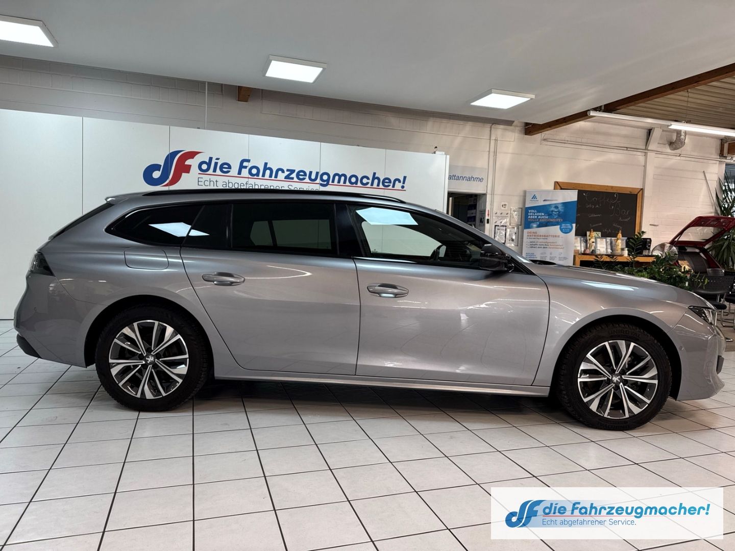 Fahrzeugabbildung Peugeot 508 SW Allure Pack 1.5 BlueHDi 130 EU6d Navi ACC